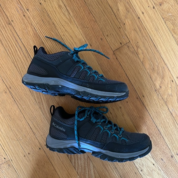 Columbia hiking shoes - Picture 6 of 6